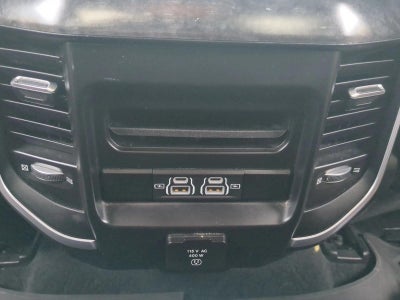 2022 RAM 1500 Big Horn Quad Cab 4x2 6'4" Box