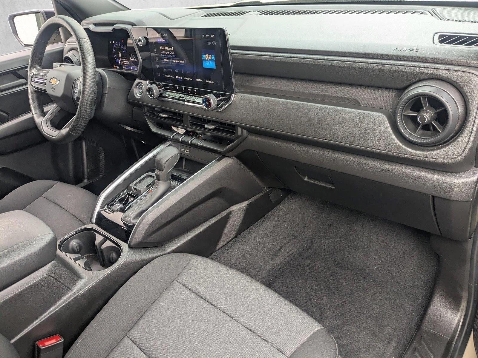 2024 Chevrolet Colorado WT