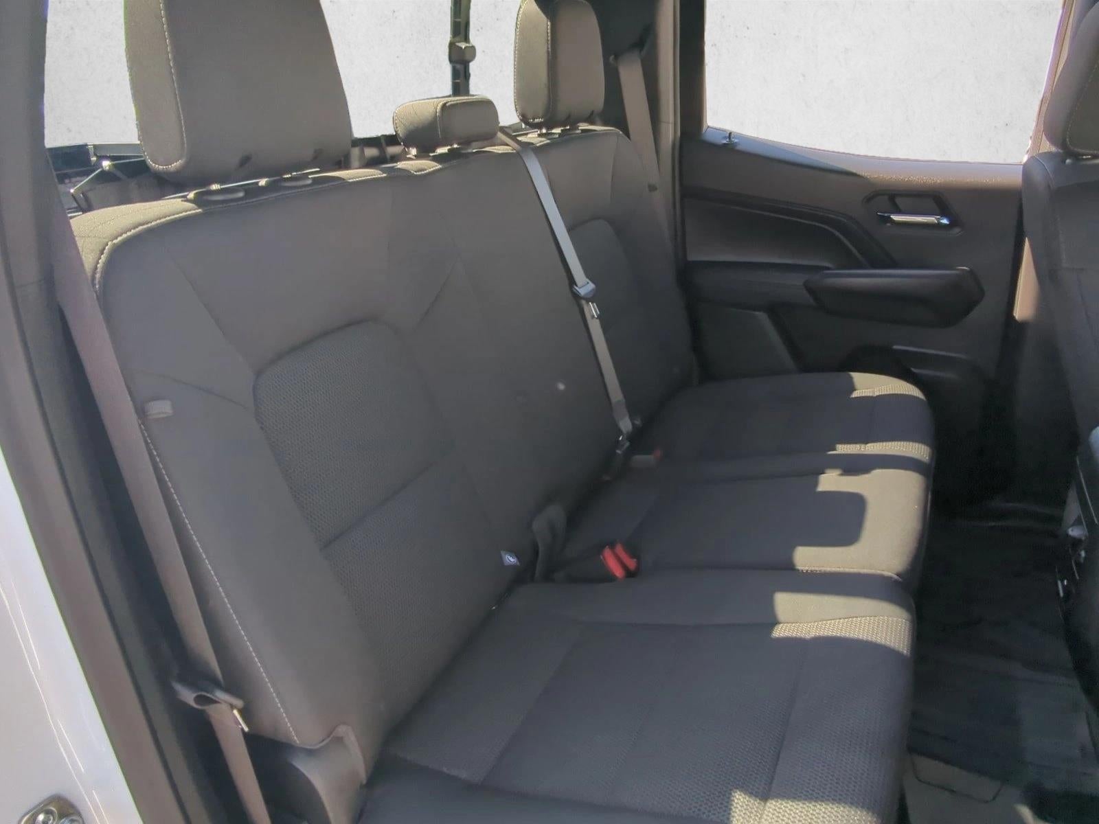 2025 Chevrolet Colorado WT/LT
