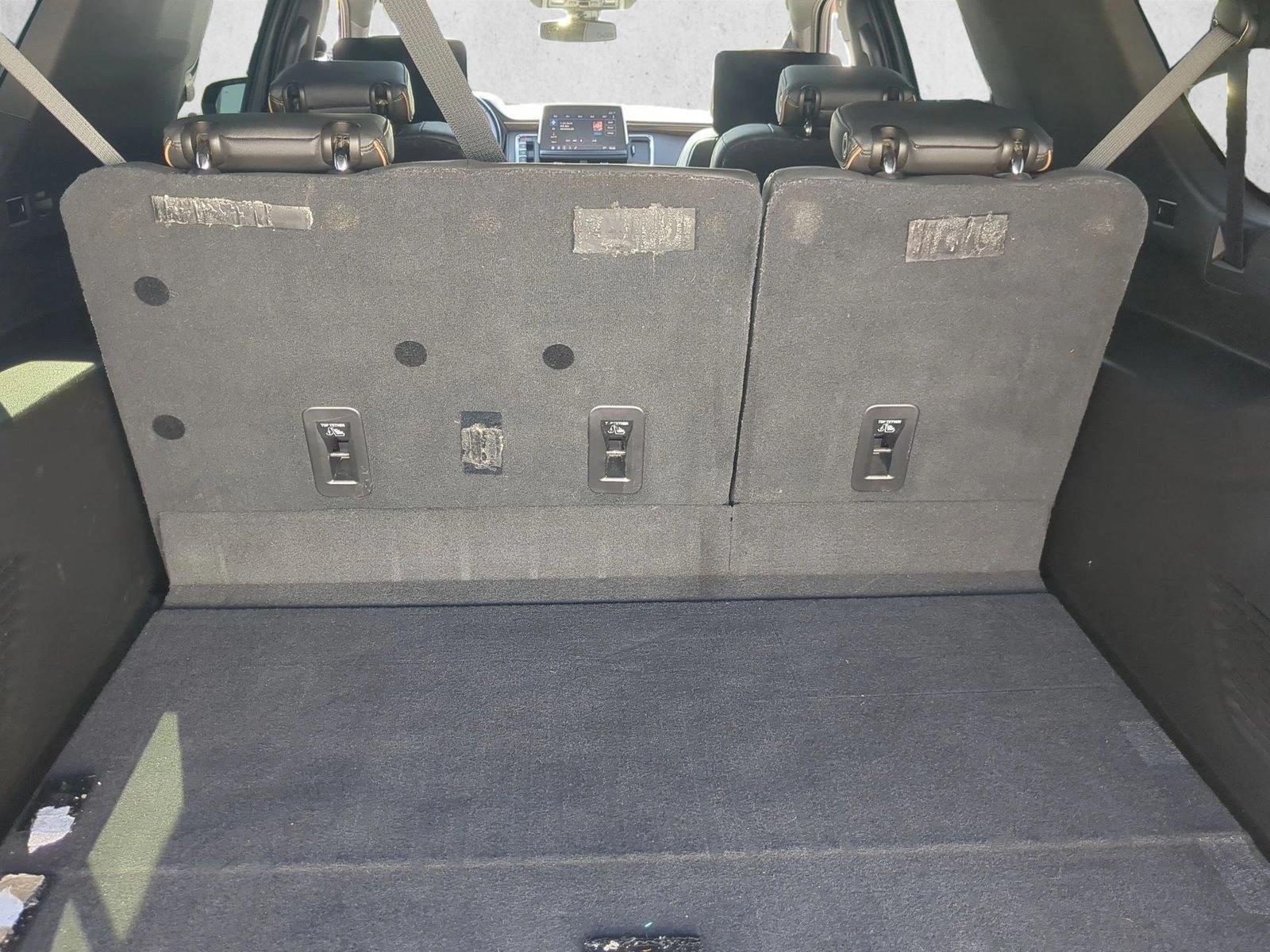 2021 GMC Yukon XL AT4