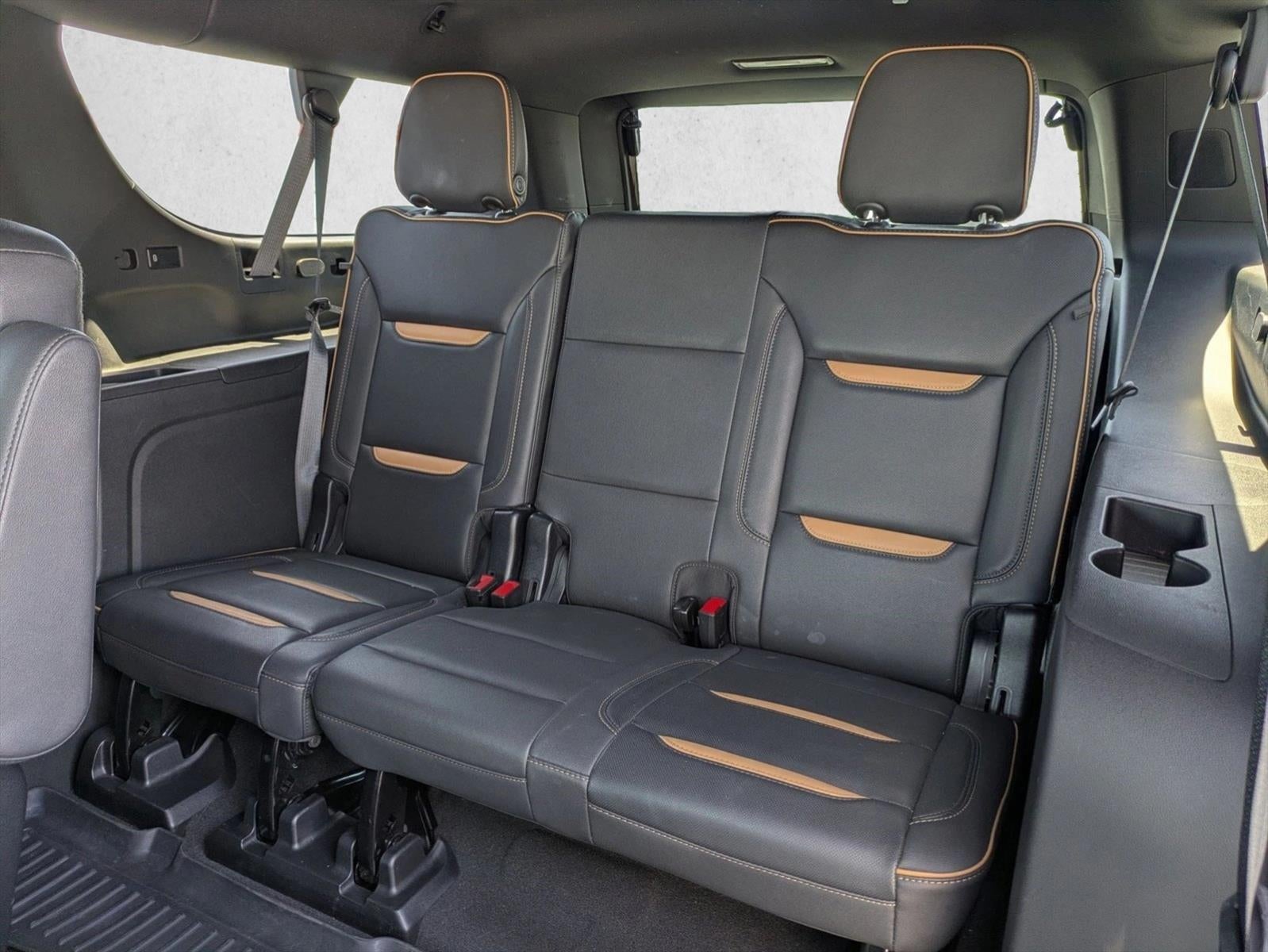 2023 GMC Yukon XL AT4