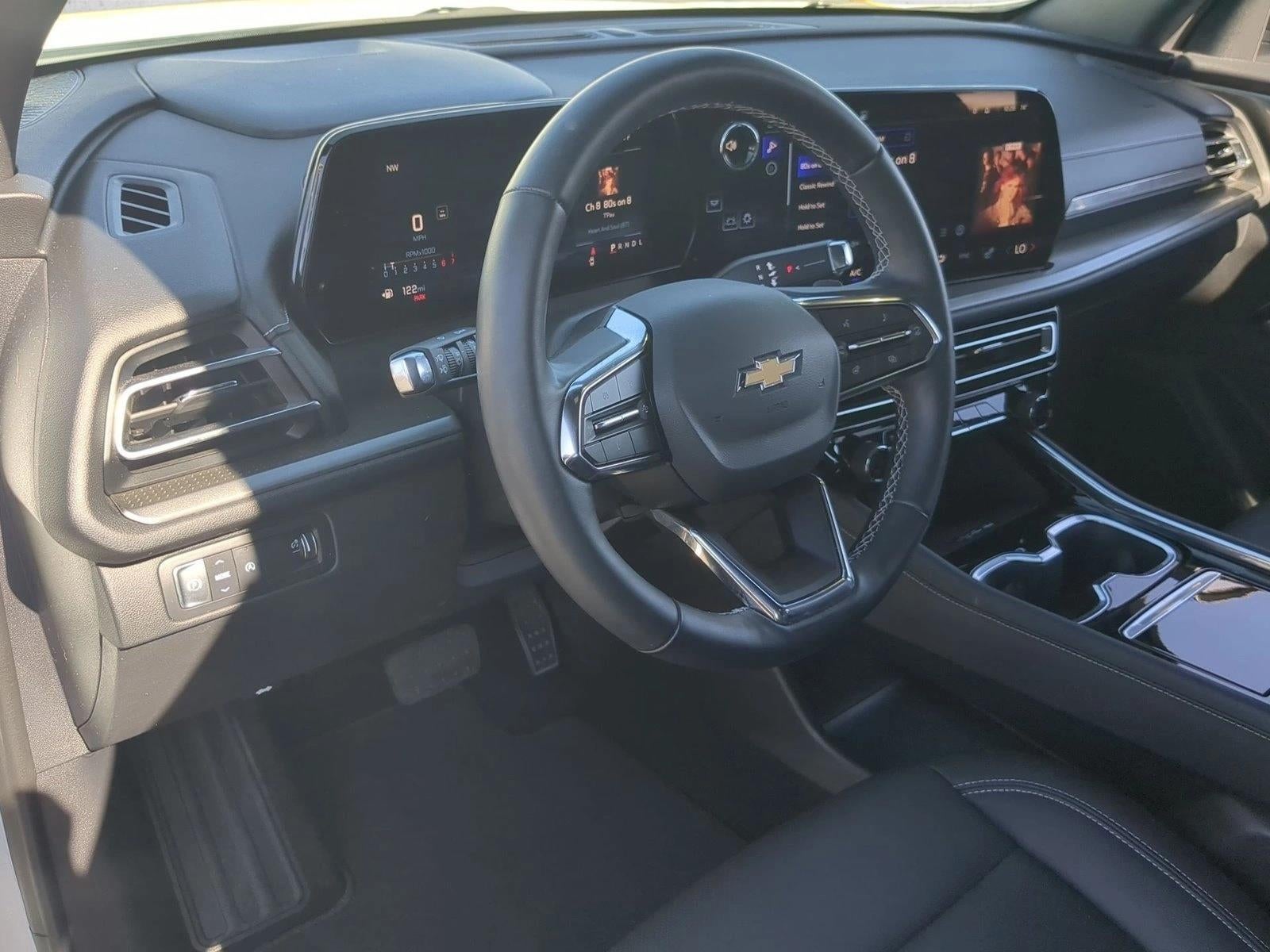 2024 Chevrolet Traverse LT