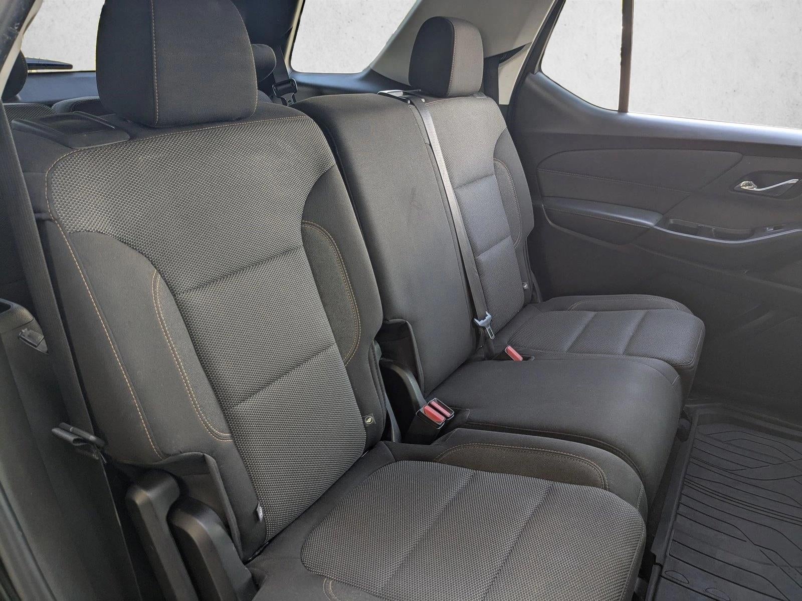 2020 Chevrolet Traverse LT Cloth