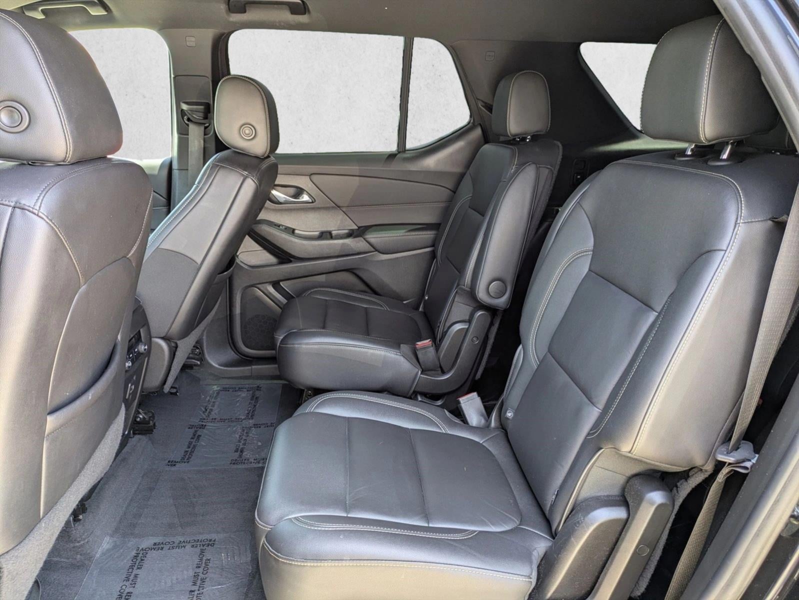 2022 Chevrolet Traverse LT Leather