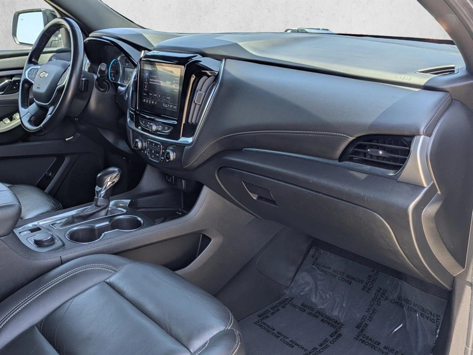 2022 Chevrolet Traverse LT Leather