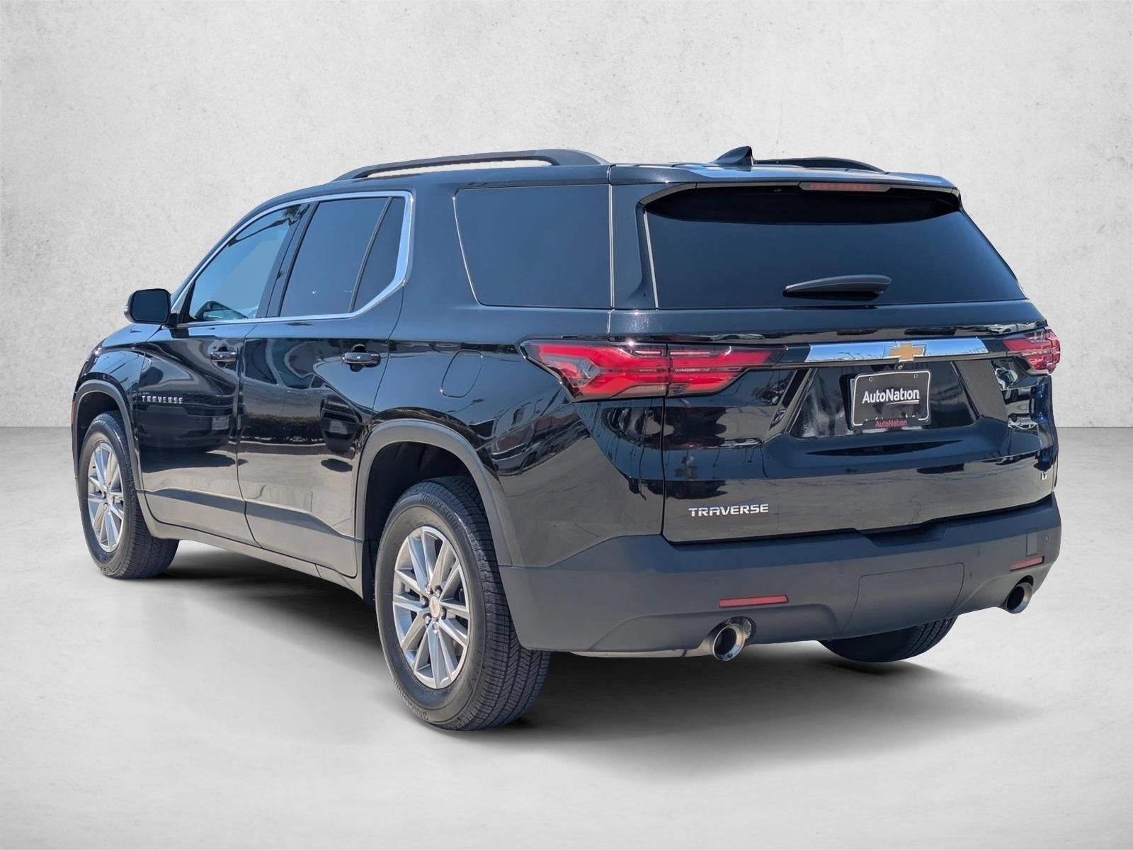2022 Chevrolet Traverse LT Leather