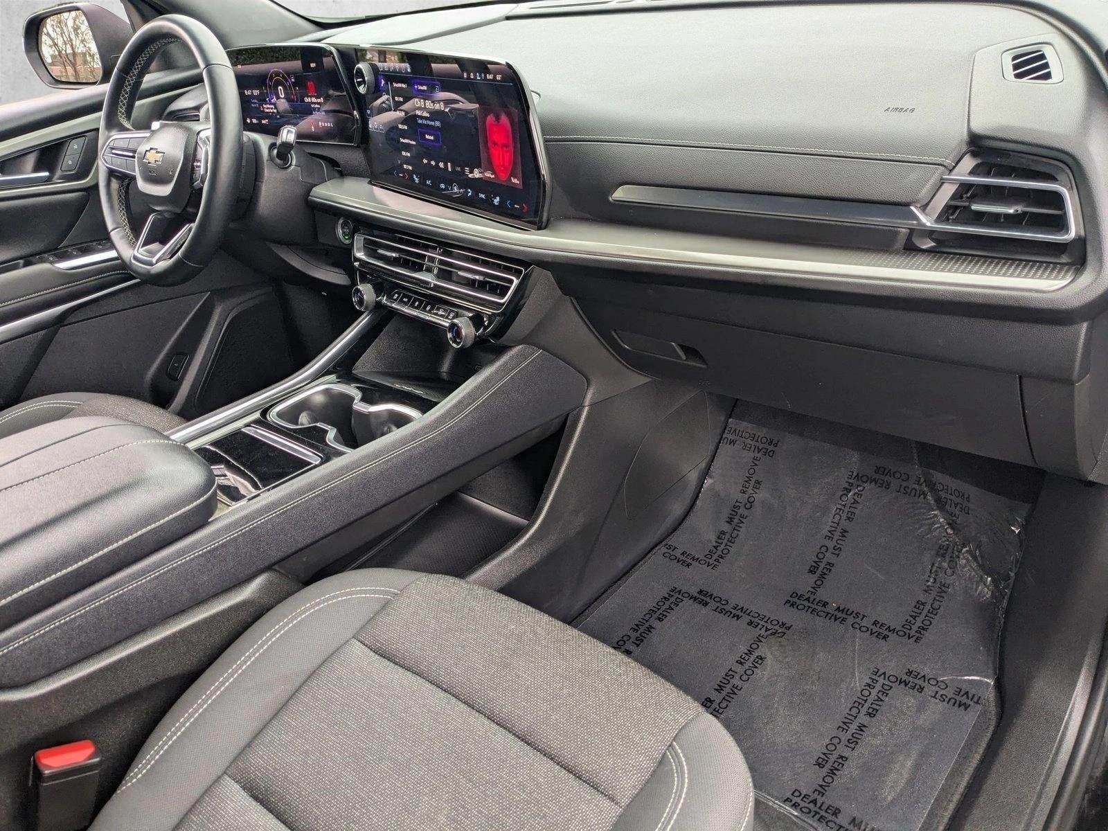 2024 Chevrolet Traverse LT