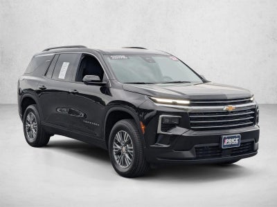 2024 Chevrolet Traverse LT