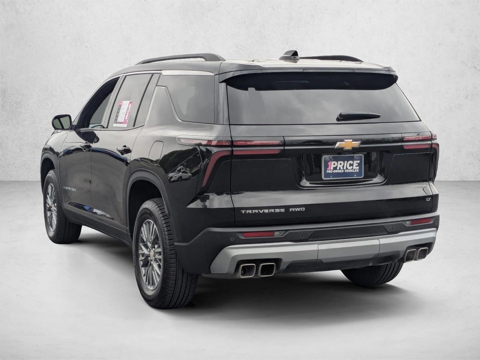 2024 Chevrolet Traverse LT