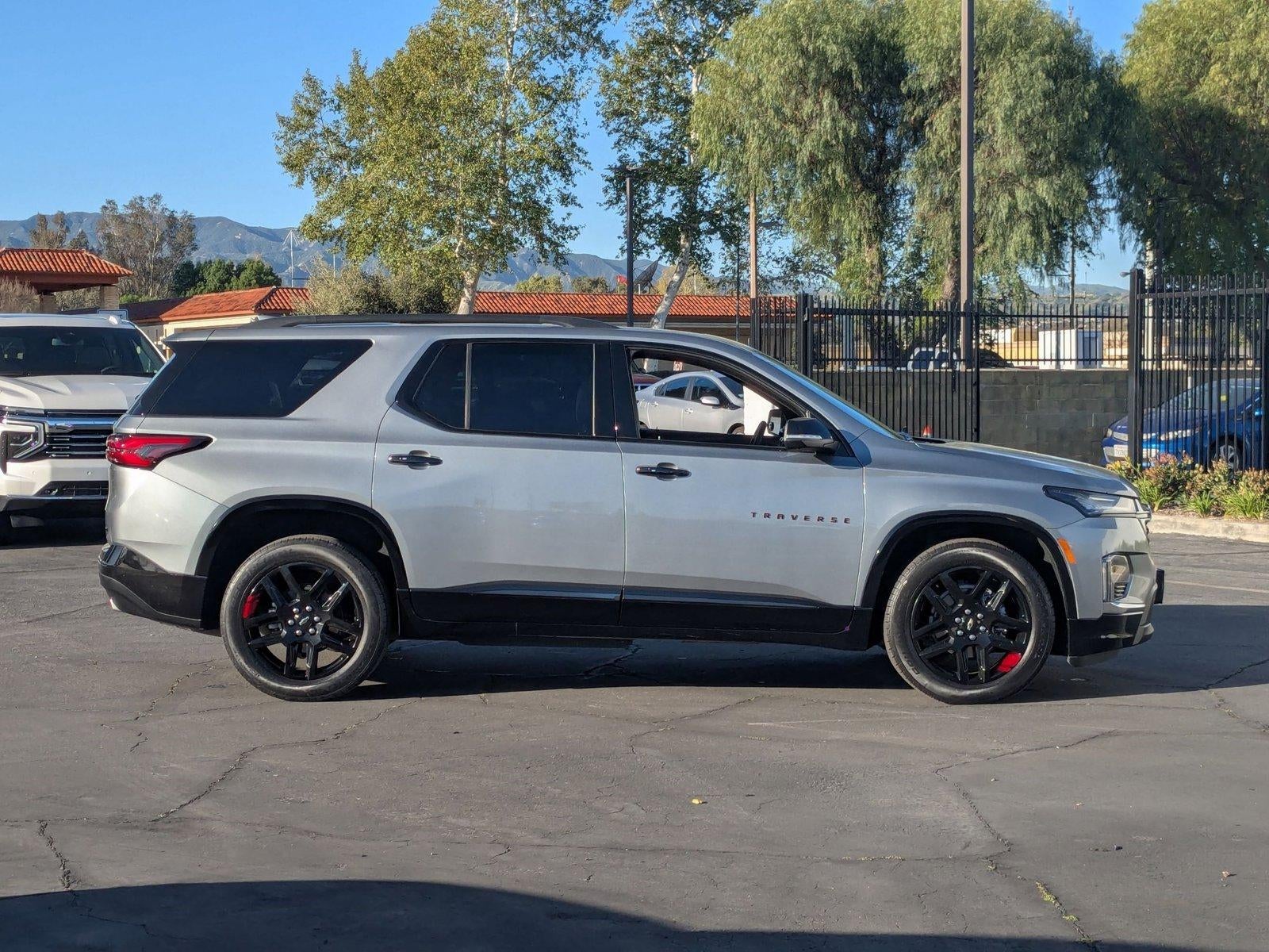 2023 Chevrolet Traverse Premier