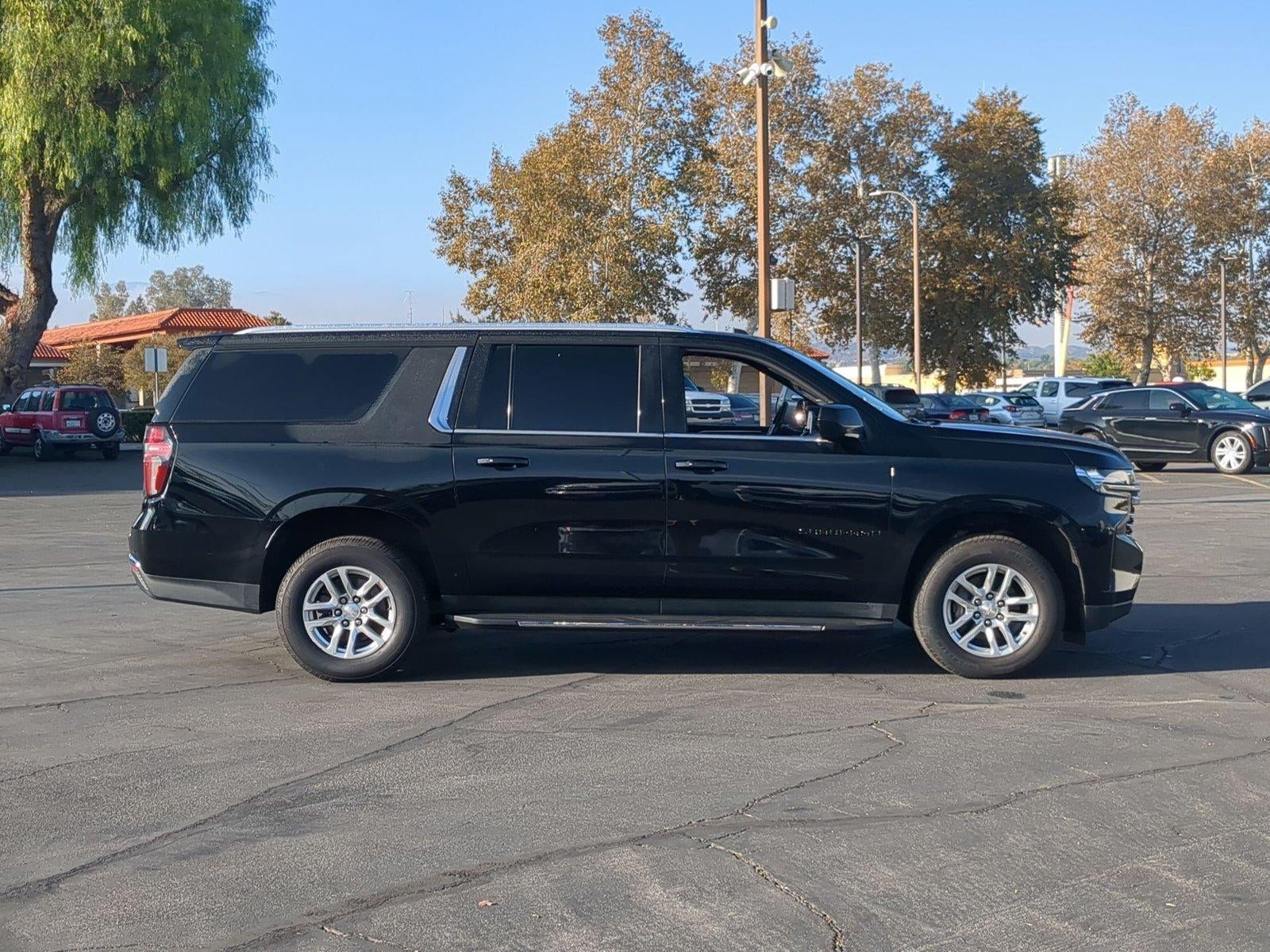 2022 Chevrolet Suburban LT