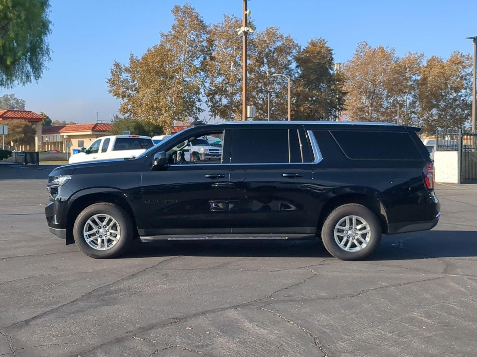 2022 Chevrolet Suburban LT