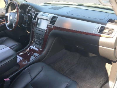 2008 Cadillac Escalade Base