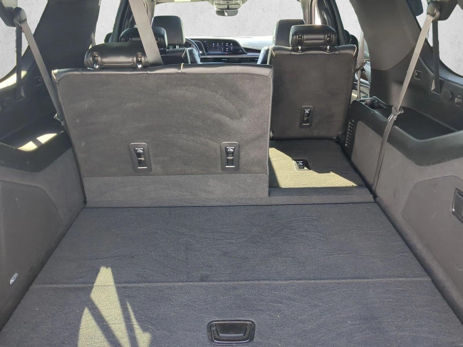 2023 Cadillac Escalade ESV Premium Luxury