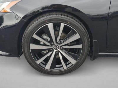 2021 Nissan Altima SR FWD