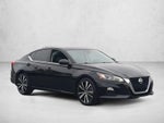 2021 Nissan Altima SR FWD