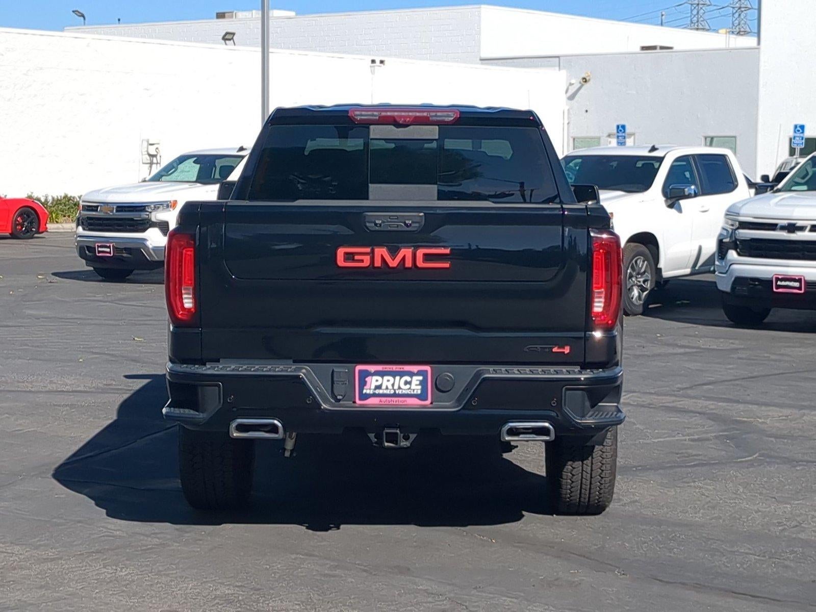2024 GMC Sierra 1500 AT4