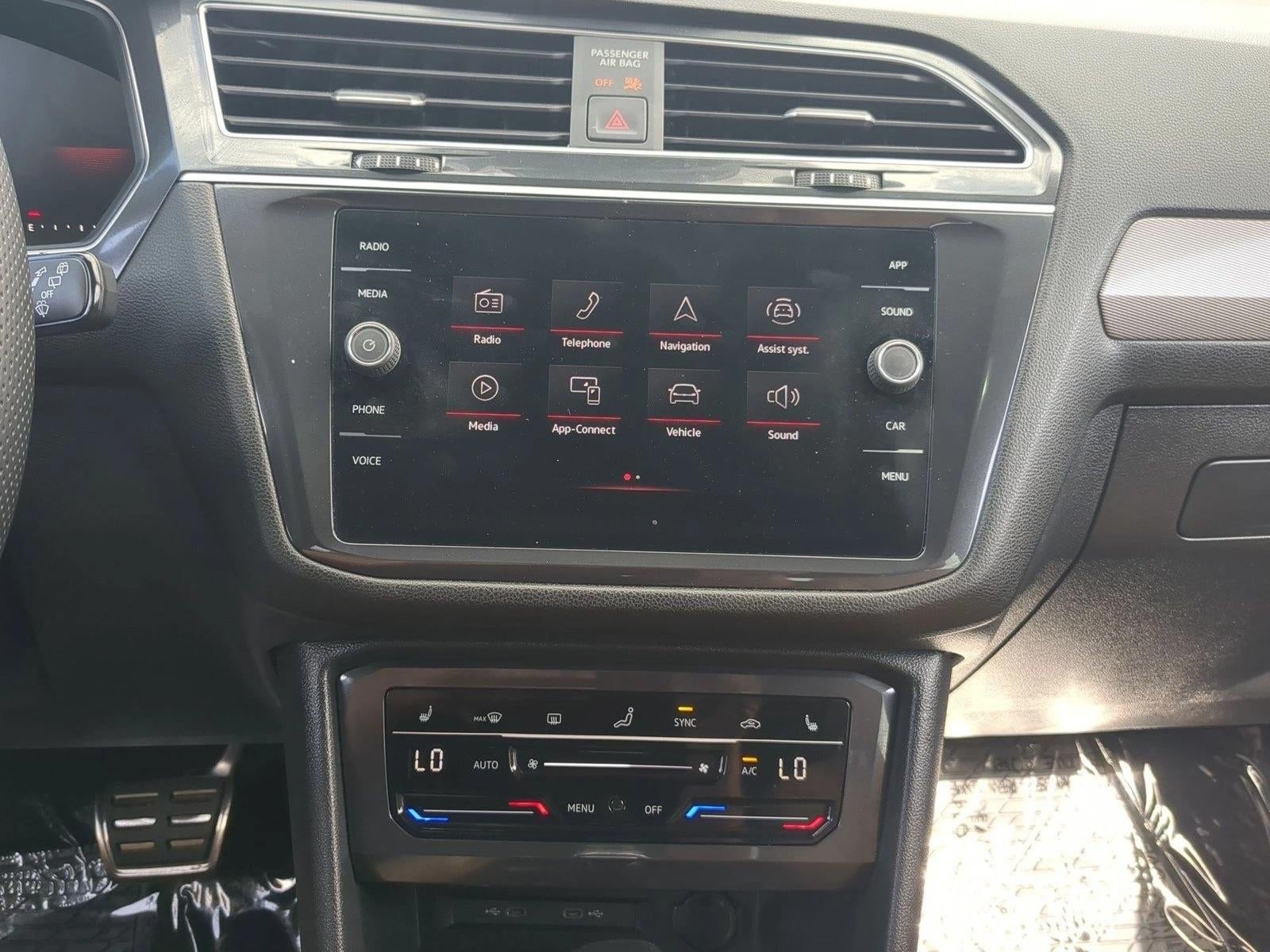 2024 Volkswagen Tiguan 2.0T SE R-Line Black