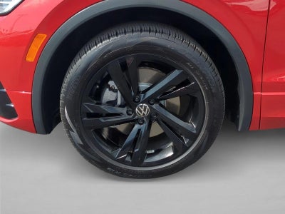 2024 Volkswagen Tiguan 2.0T SE R-Line Black