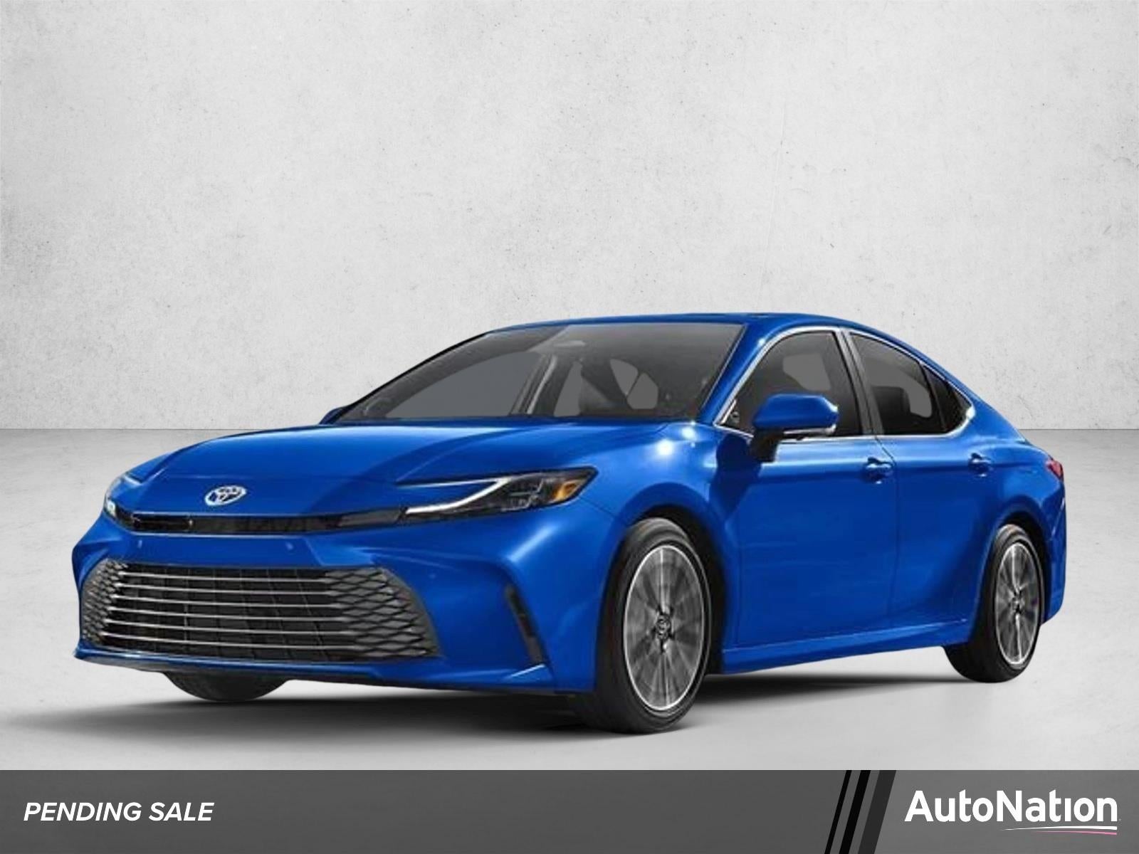 2025 Toyota Camry XLE Hybrid's photo