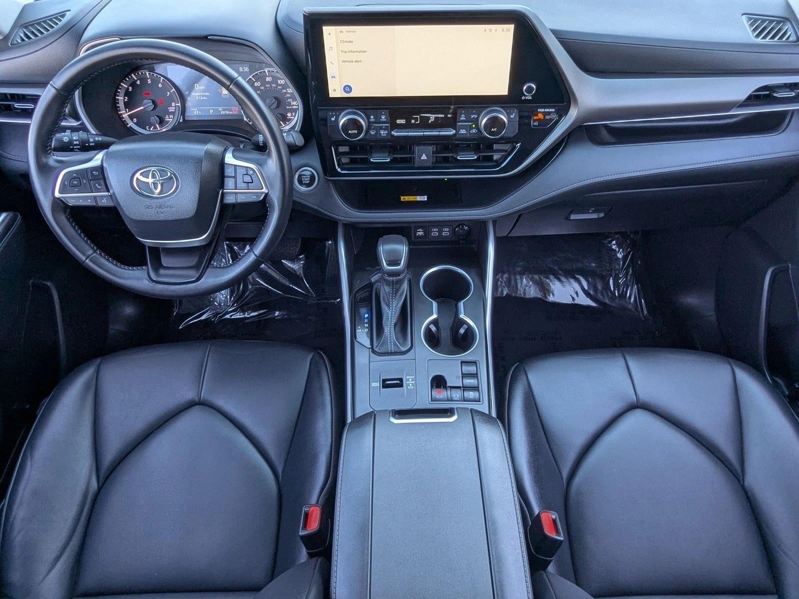 2024 Toyota Highlander LE