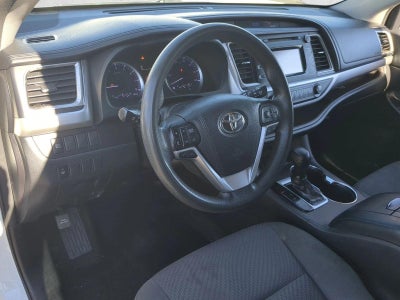 2018 Toyota Highlander LE