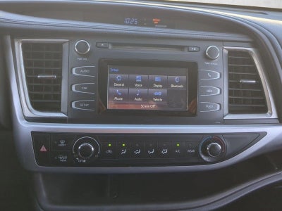 2018 Toyota Highlander LE