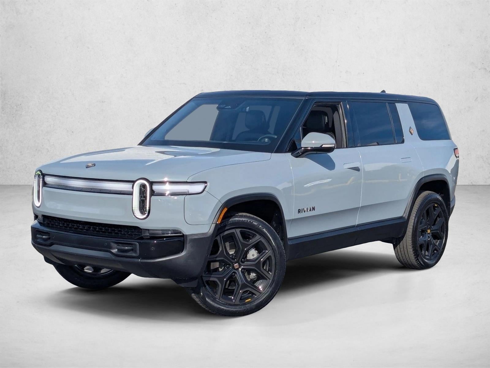 2026 RIVIAN R1S Base