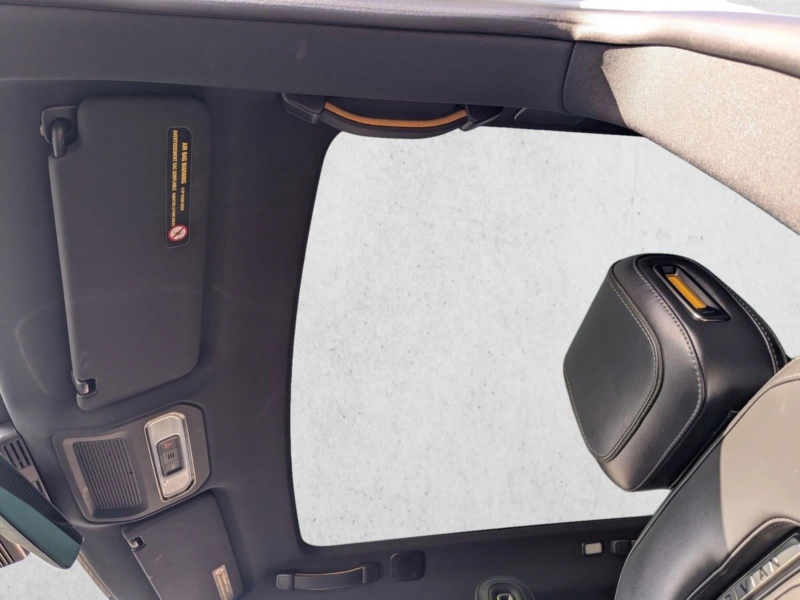 2026 RIVIAN R1S Base