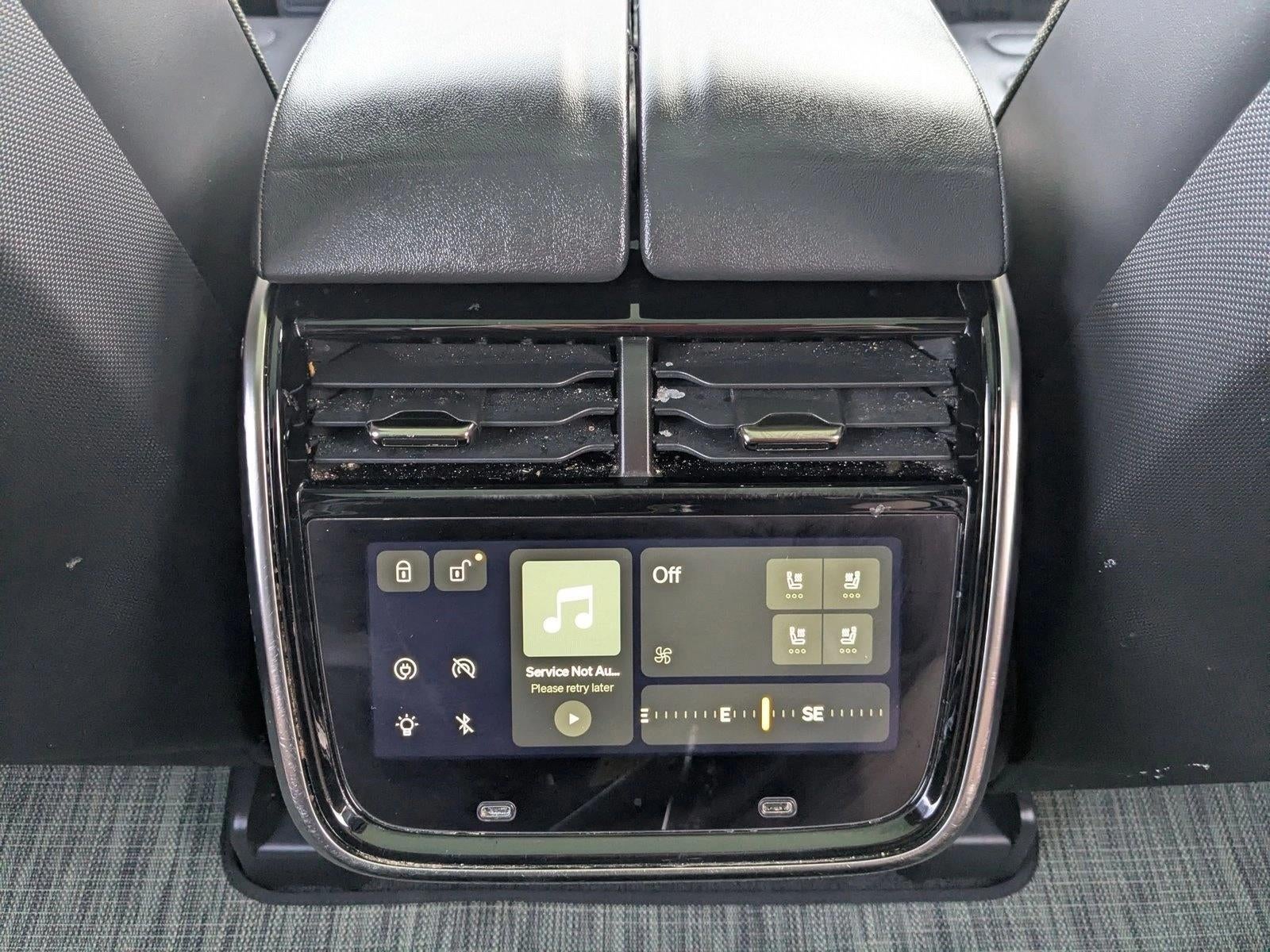 2026 RIVIAN R1S Base