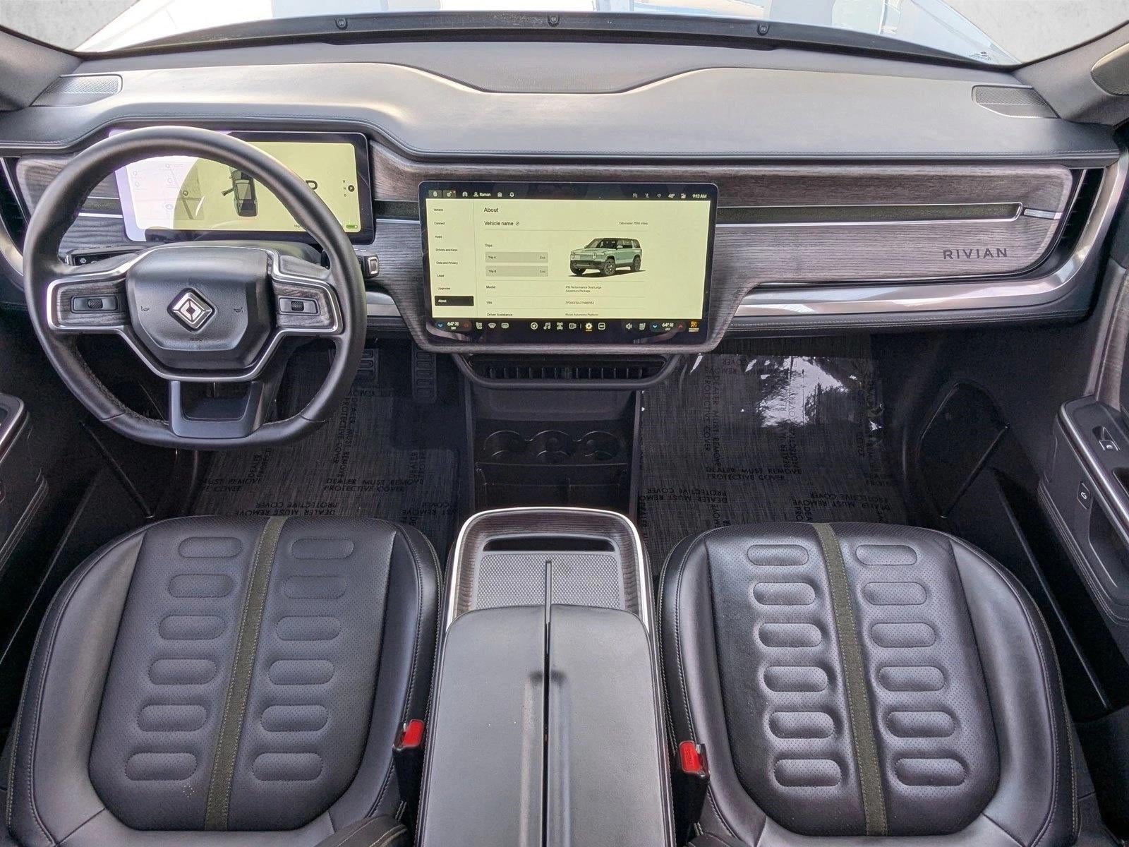 2026 RIVIAN R1S Base