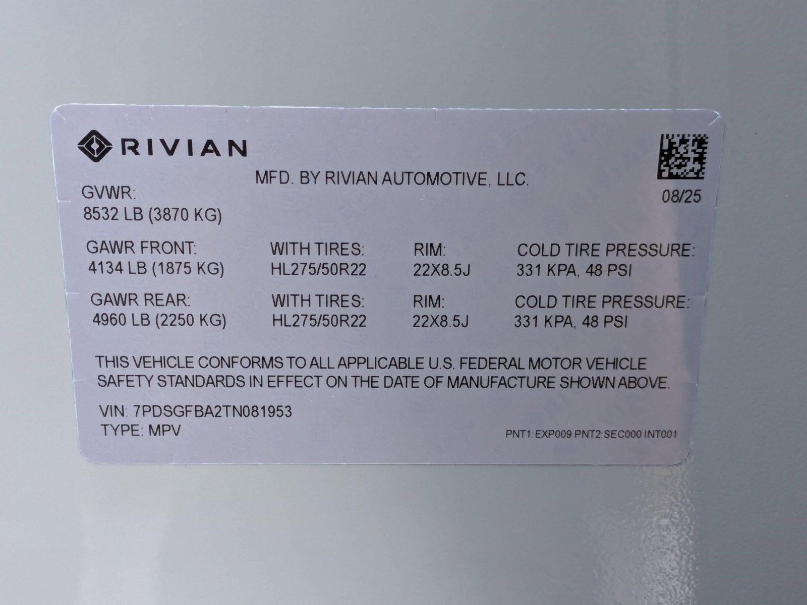 2026 RIVIAN R1S Base