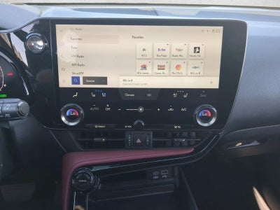 2022 Lexus NX 350h Luxury