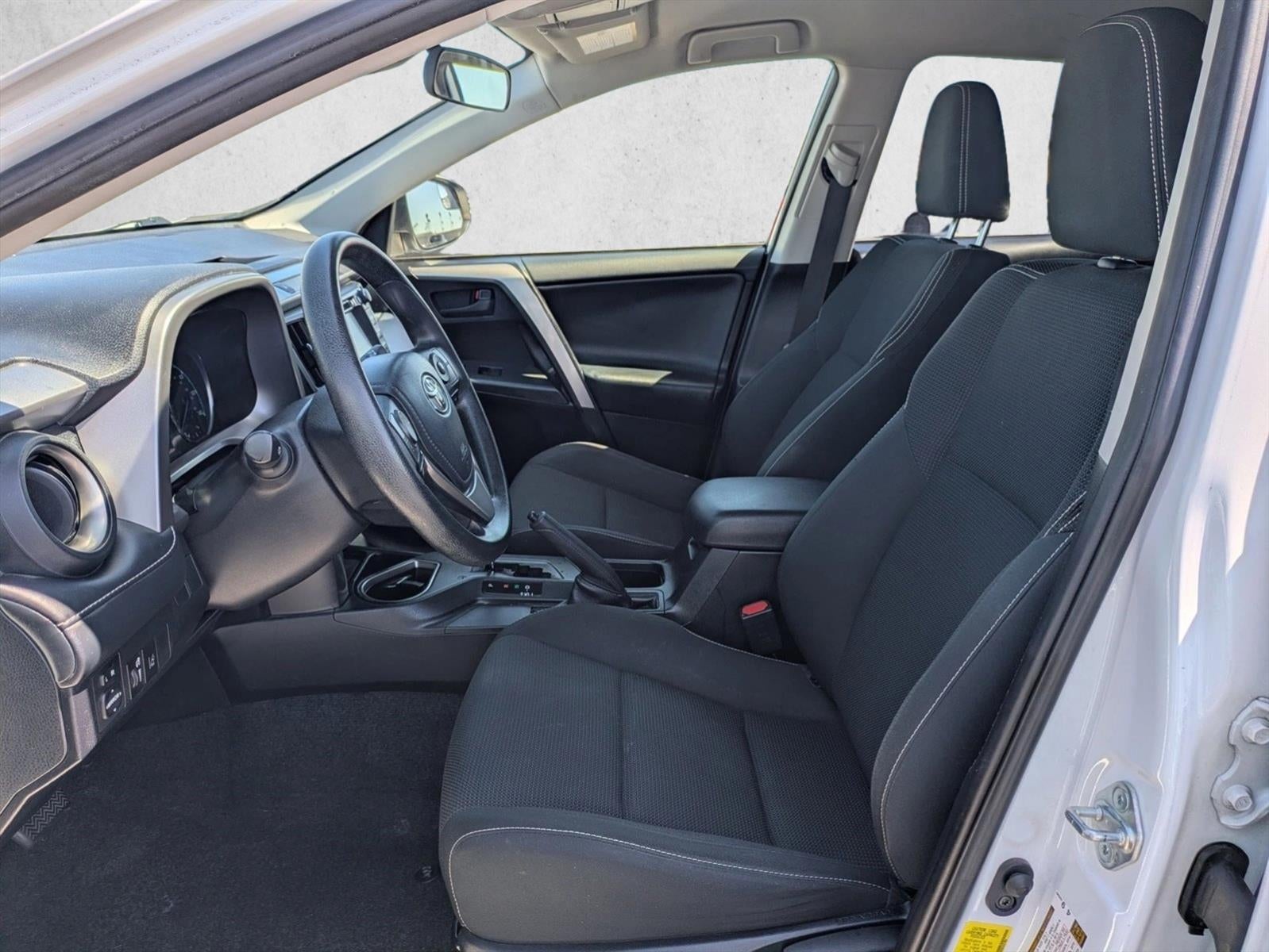2018 Toyota RAV4 Hybrid LE
