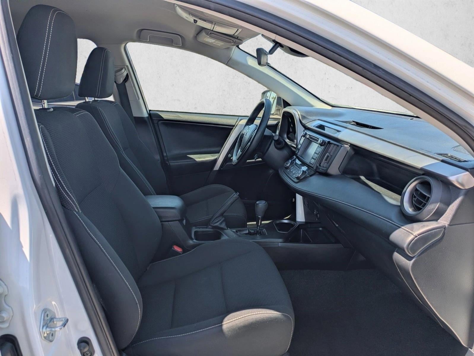 2018 Toyota RAV4 Hybrid LE