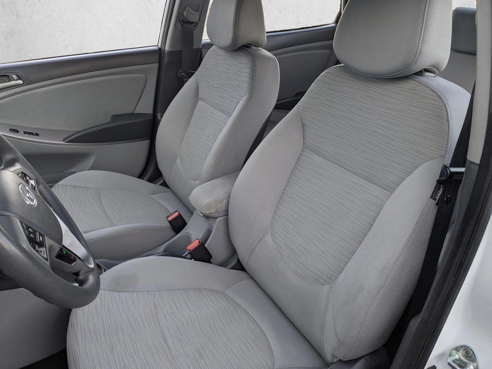 2016 Hyundai Accent SE