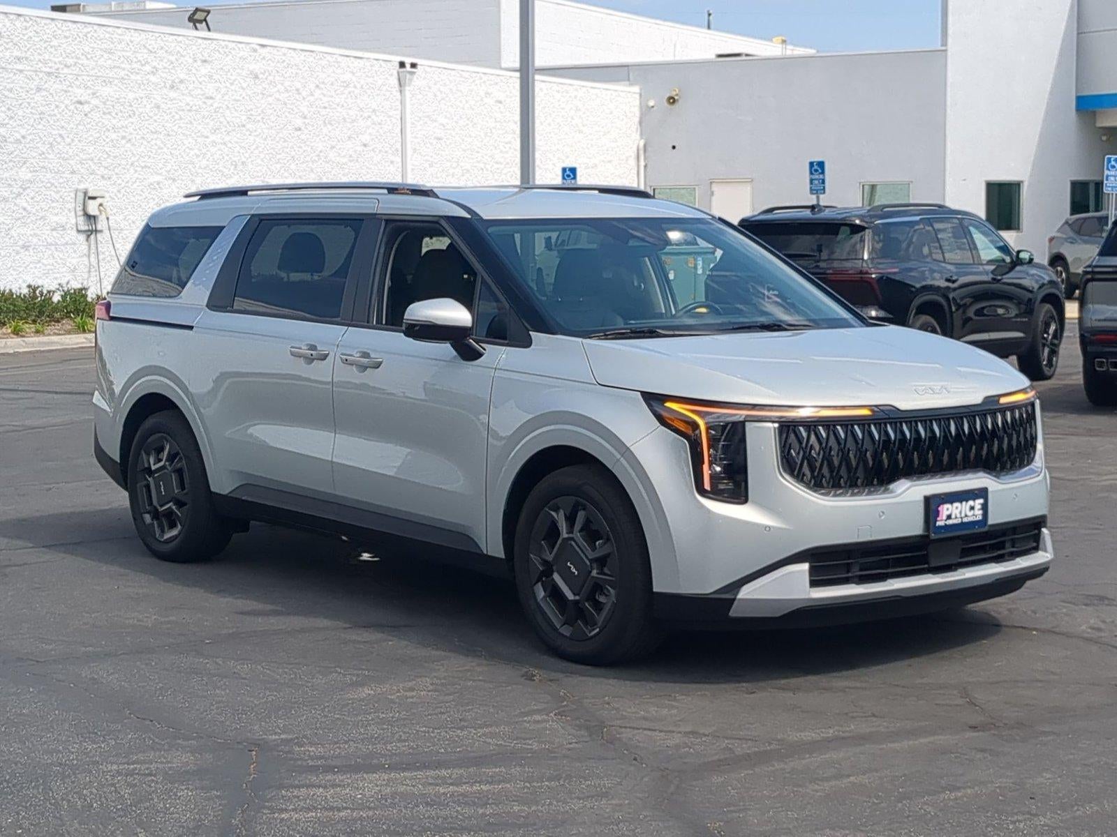 2026 Kia Carnival Hybrid EX
