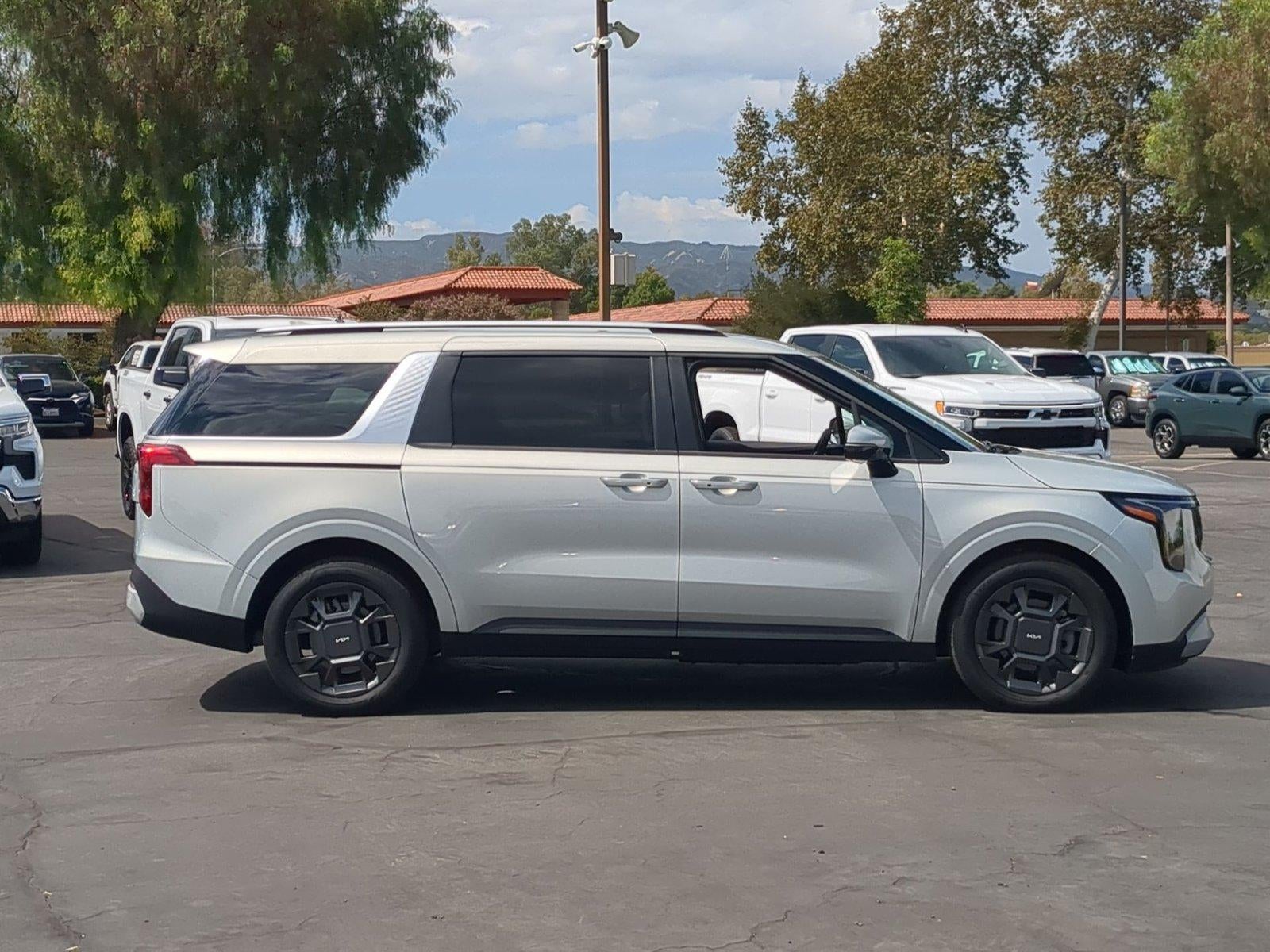 2026 Kia Carnival Hybrid EX