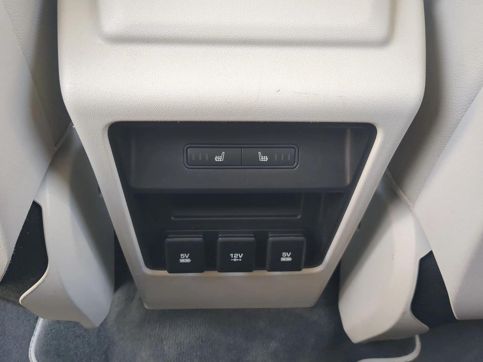 2018 Land Rover Discovery Sport SE