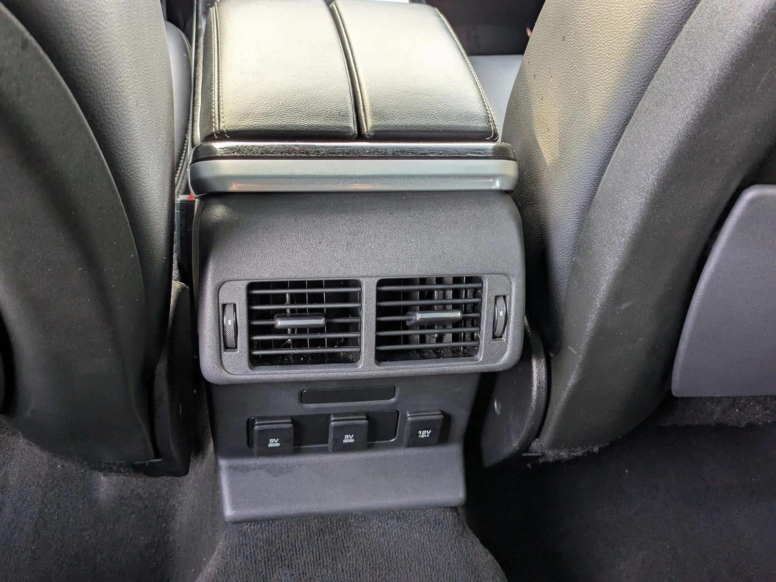 2019 Land Rover Range Rover Velar R-Dynamic SE