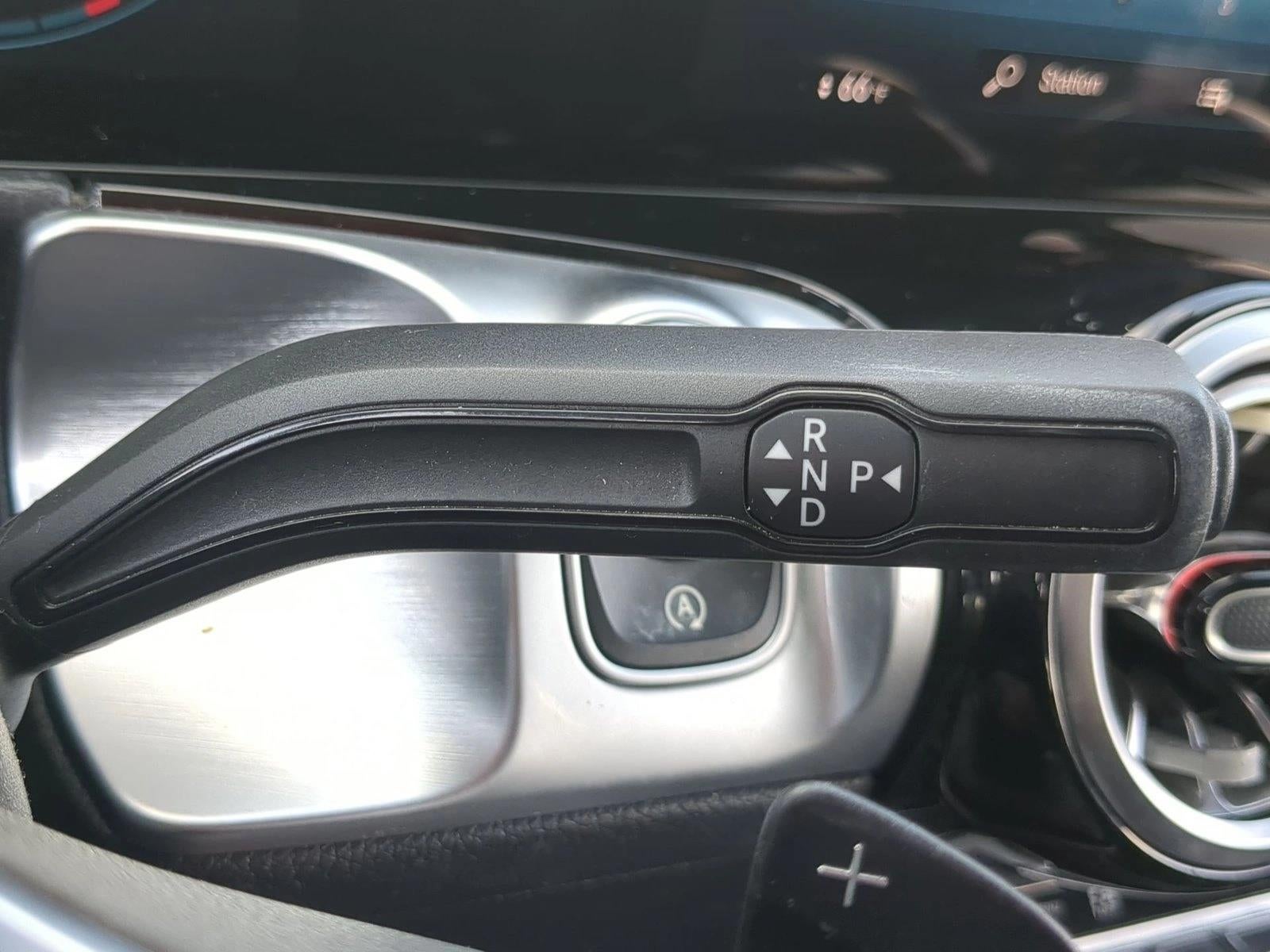 2023 Mercedes-Benz GLB 250 4MATIC®