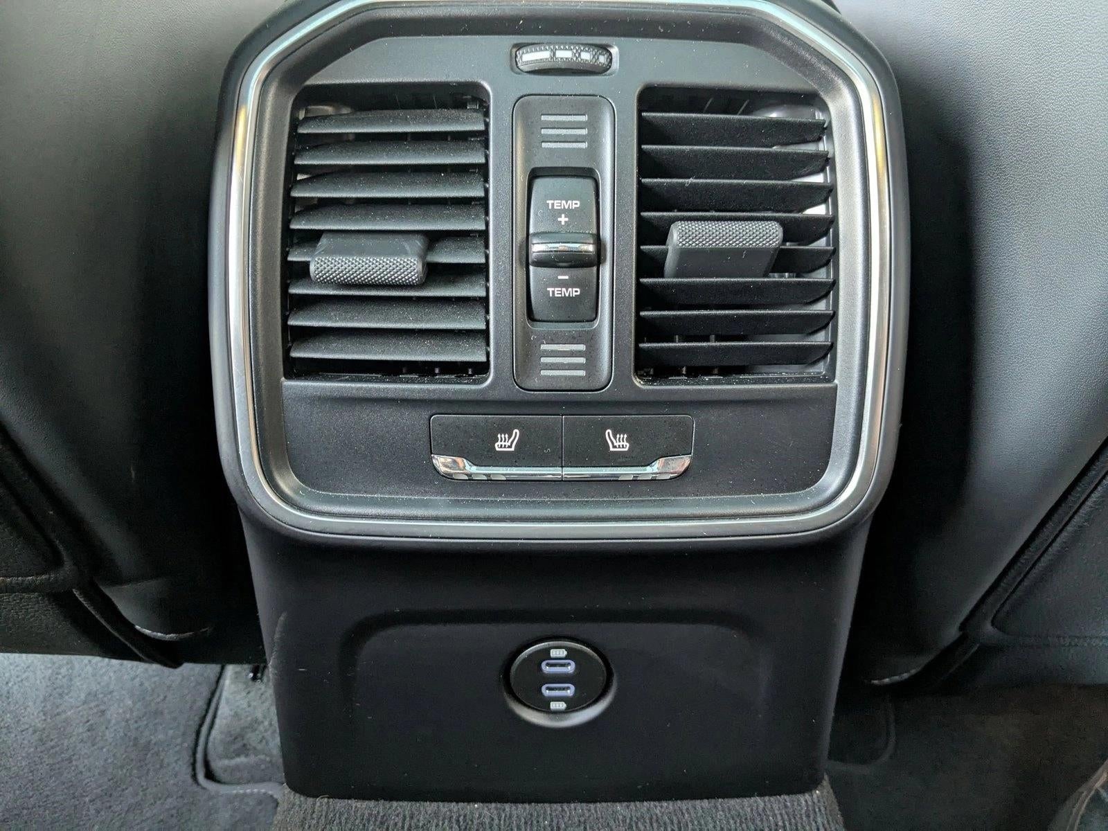 2024 Porsche Macan S