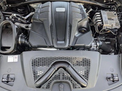 2024 Porsche Macan S