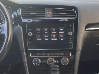 2018 Volkswagen Golf R Base