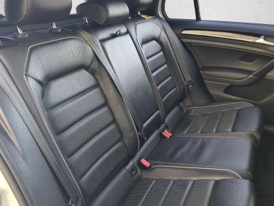 2018 Volkswagen Golf R Base