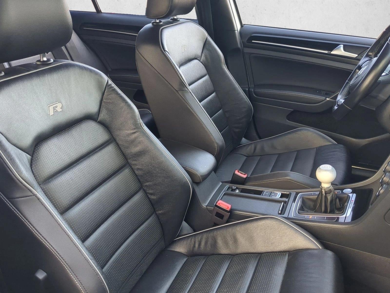 2018 Volkswagen Golf R Base