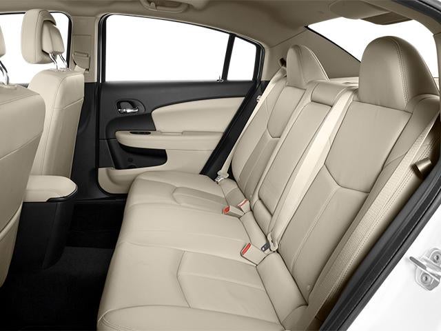 2014 Chrysler 200 4dr Sdn Limited