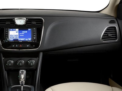 2014 Chrysler 200 4dr Sdn Limited