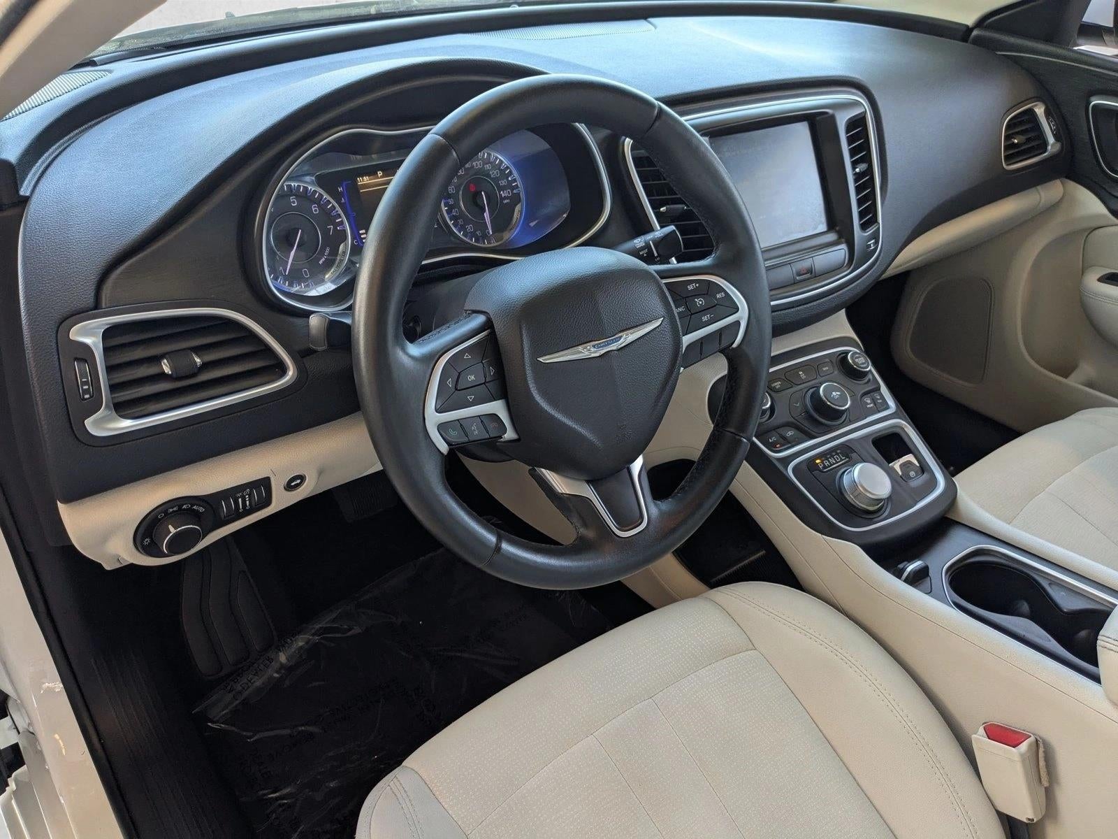2016 Chrysler 200 4dr Sdn Limited FWD