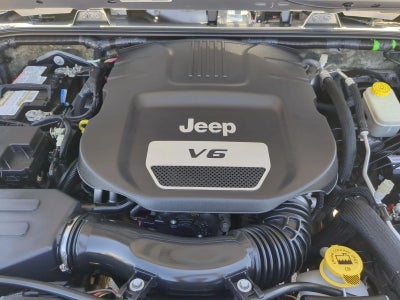 2016 Jeep Wrangler Unlimited 4WD 4dr Sport
